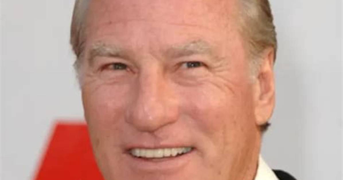 Craig Johnson Biography, Age, Nationality, Books, Family, Education, Wife, Net Worth and New Book.