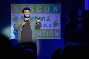 Craig Robinson Killing It as He Nails a Snake on His Hand- His Go Big or Go Broke Motto