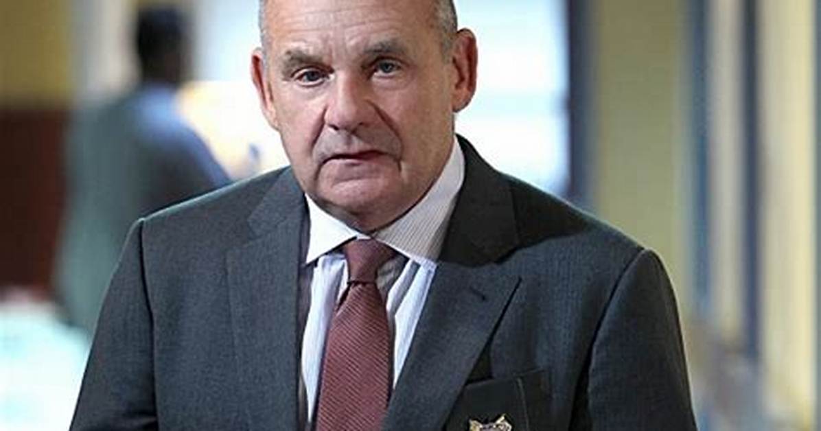Csi: Is Jim Brass Blind in Real Life? Paul Guilfoyle Eyes Condition Explained