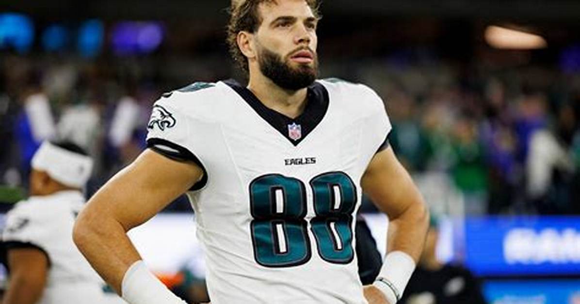 Dallas Goedert Age: How Old Is Dallas Goedert?