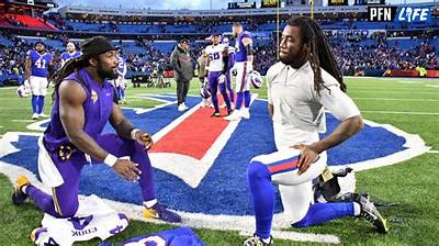 Dalvin Cook Siblings: How Many Brothers Does Dalvin Cook Have? Are James and Dalvin Cook Related?