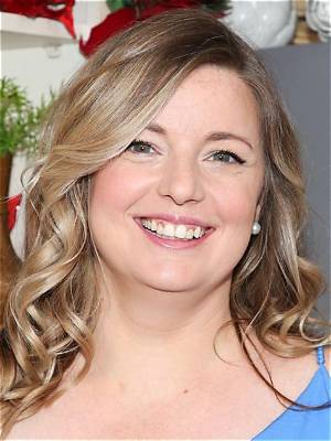 Damaris Phillips Bio, Age, Family, Husband, Tv Show, Career and Net Worth
