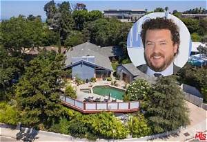 Danny Mcbride: Wife, Net Worth, Tattoos, Smoking & Body Facts