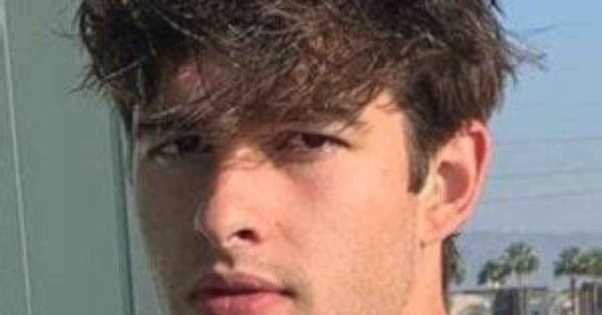 Darrell Jones Age (Tik Tok) Height, Girlfriend, How Old Tall?