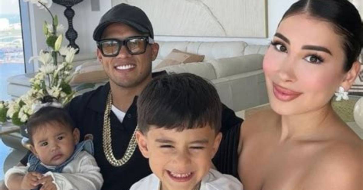 David Benavidez and His Wife Karina Silva Have an Adorable Baby – More About the Professional Boxer