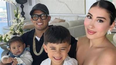 David Benavidez and His Wife Karina Silva Have an Adorable Baby – More About the Professional Boxer
