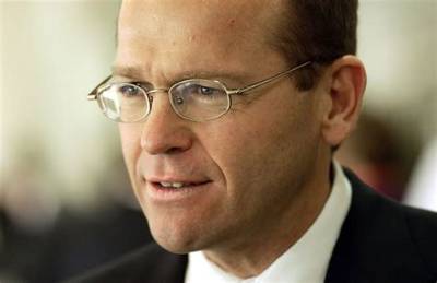 David Calhoun Bio, Age, Net Worth, Boeing, Ceo, Wife, Married, Ethnicity, Wiki