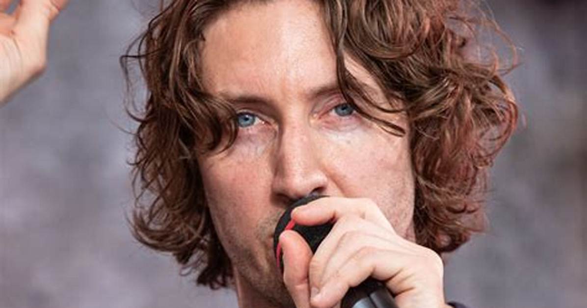 Dean Lewis Bio, Wiki, Age Height, Wife, Songs, and Net Worth