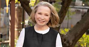 Debra Jo Rupp Husband: Is Debra Jo Rupp Married?