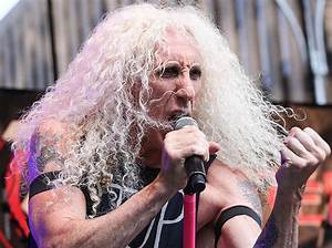 Dee Snider Bio, Wiki, Age, Wife, Net Worth, Children, Band, Teeth, Twisted Sister and Hair