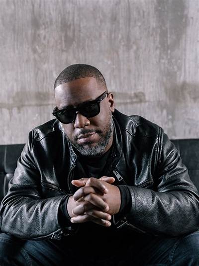 Details on American Pianist Robert Glasper Wife Angélika Beener and Family