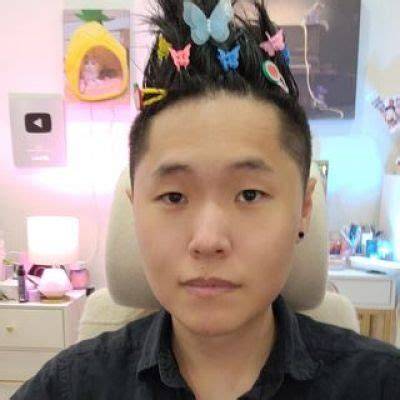 Disguised Toast (Youtuber) Wiki, Bio, Age, Height, Weight, Dating, Girlfriend, Career, Net Worth, Facts