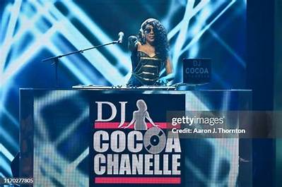 Dj Cocoa Chanelle Bio, Age, Family, Husband, Net Worth and Ladies Night
