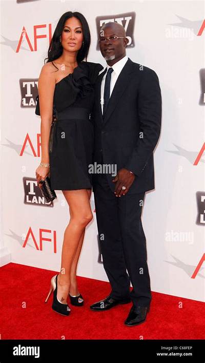 Djimon Hounsou Height: How Tall Is Djimon Hounsou?