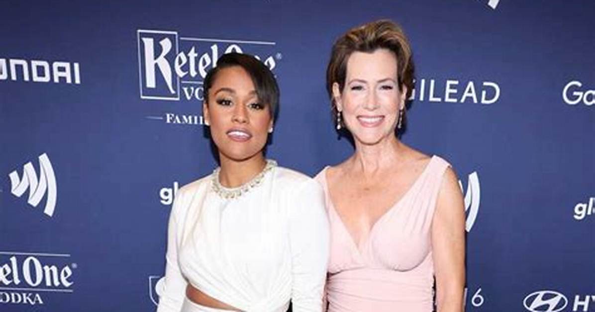 Does Ariana Debose Have a Wife? Everything to Know About Her Sexuality