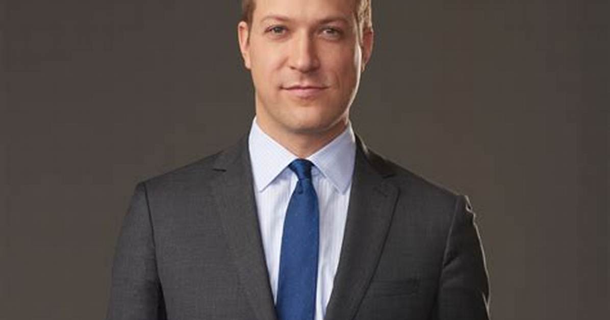 Does David Gura Get “Up” on Msnbc? His Wiki Bio, Married, Wife, Parents, Single