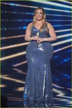 Does Grace Kinstler Have Lymphedema? American Idol Star’s Large Hips Explained