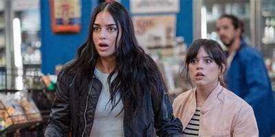Does Jenna Ortega Die in Scream? Facts About the Character Tara Carpenter