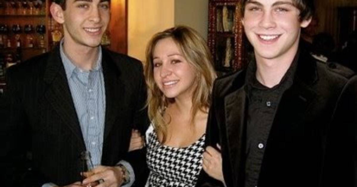Does Logan Lerman Have Siblings?