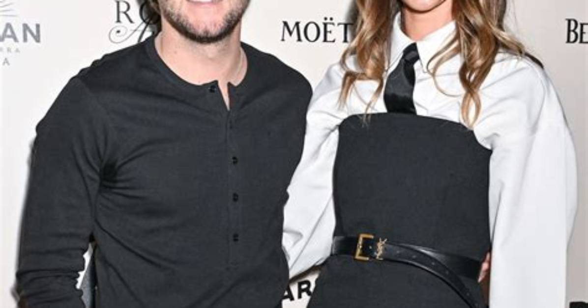 Does Niall Horan Have a New Girlfriend After Split from Hailee Steinfeld?