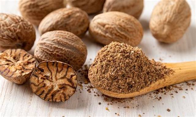 Does Nutmeg Smell Like Cinnamon