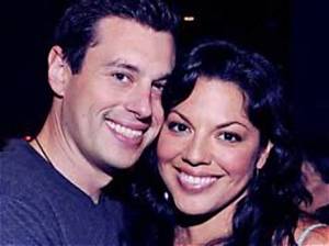 Does Sara Ramirez Have a Child/Daughter? Know About Her Husband Ryan Debolt and Family Status