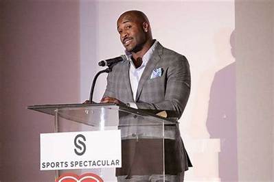 Dolvett Quince Net Worth, Income, Salary, Earnings, Biography