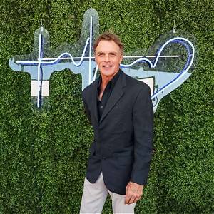 Doug Flutie’s Net Worth, Age, Height, Weight, Wife, Kids, Bio-Wiki