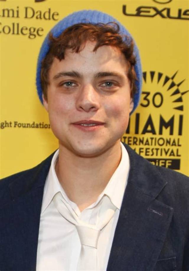 Douglas Smith (Broadcaster)’S Biography, Net Worth, Fact, Career, Awards and Life Story