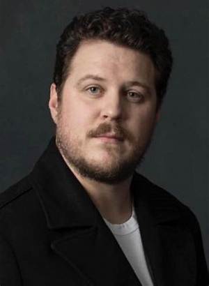 Eben Britton Age, Wiki, Biography, Parents, Body Measurement, Family, Net Worth