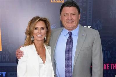 Ed Orgeron Bio, Age, Voice, Talking, Wife, Salary and Past Teams Coached