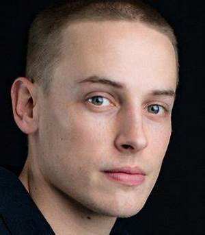 Edmund Donovan Age, High Fidelity, Height, Girlfriend, Instagram Wiki, Biography