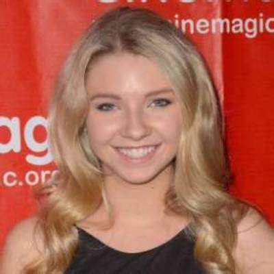 Elise Luthman Wikipedia, Age, Biography Height, Boyfriend, Family, Instagram