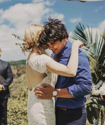 Eliza Taylor Bio, Age, Wedding, Husband, Movies and Tv Shows, Net Worth