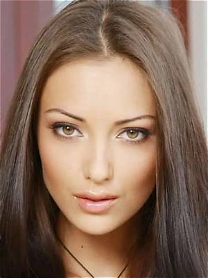 Elle Rose (Model) Wiki, Biography, Age, Height, Weight, Boyfriend, Net Worth, Children, Family, Facts