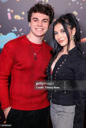 Elliana Walmsley and Jentzen Ramirez: Did They Break up? Age Gap & Instagram