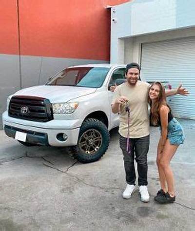 Emelia Hartford Boyfriend: Is Emelia Hartford in a Relationship?