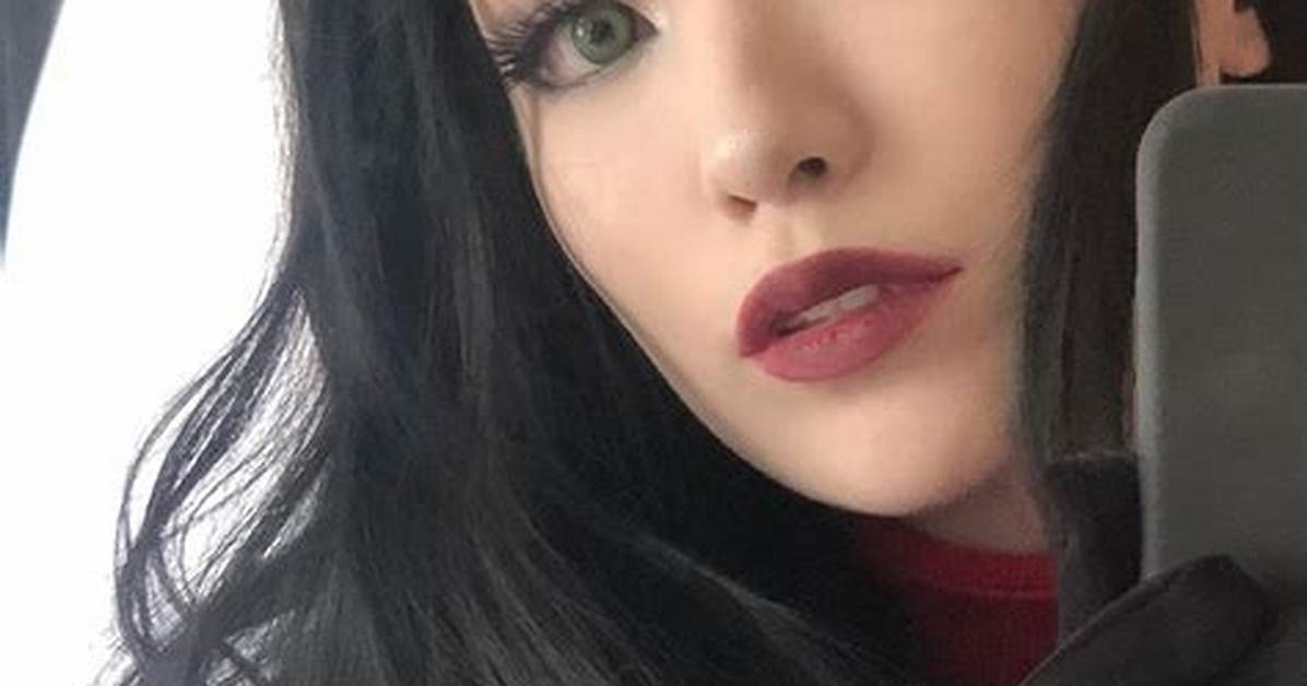 Emiru (Twitch Star) Wiki, Bio, Age, Height, Weight, Measurements, Boyfriend, Net Worth, Facts