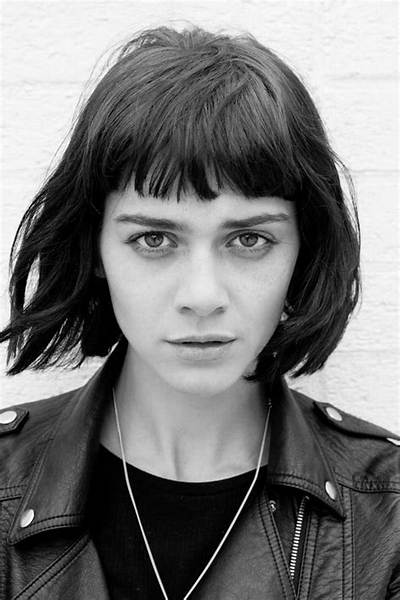 Emma Appleton Biography: All You Need to Know About the Actress