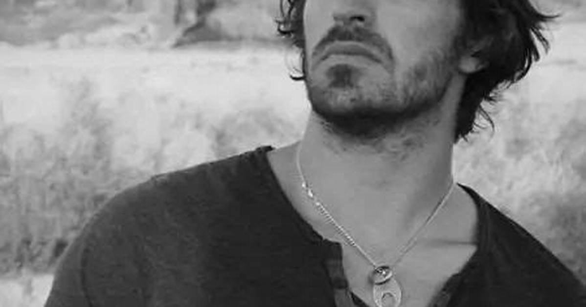 Eoin Macken, Actor, Filmmaker, Girlfriend & Net Worth