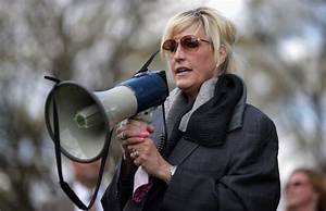 Erin Brockovich’s Net Worth, Biography, Fact, Career, Awards and Life Story