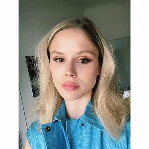 Erin Moriarty (Actress) Wiki, Bio, Age, Height, Weight, Boyfriend, Net Worth, Career, Films, Movies, Facts