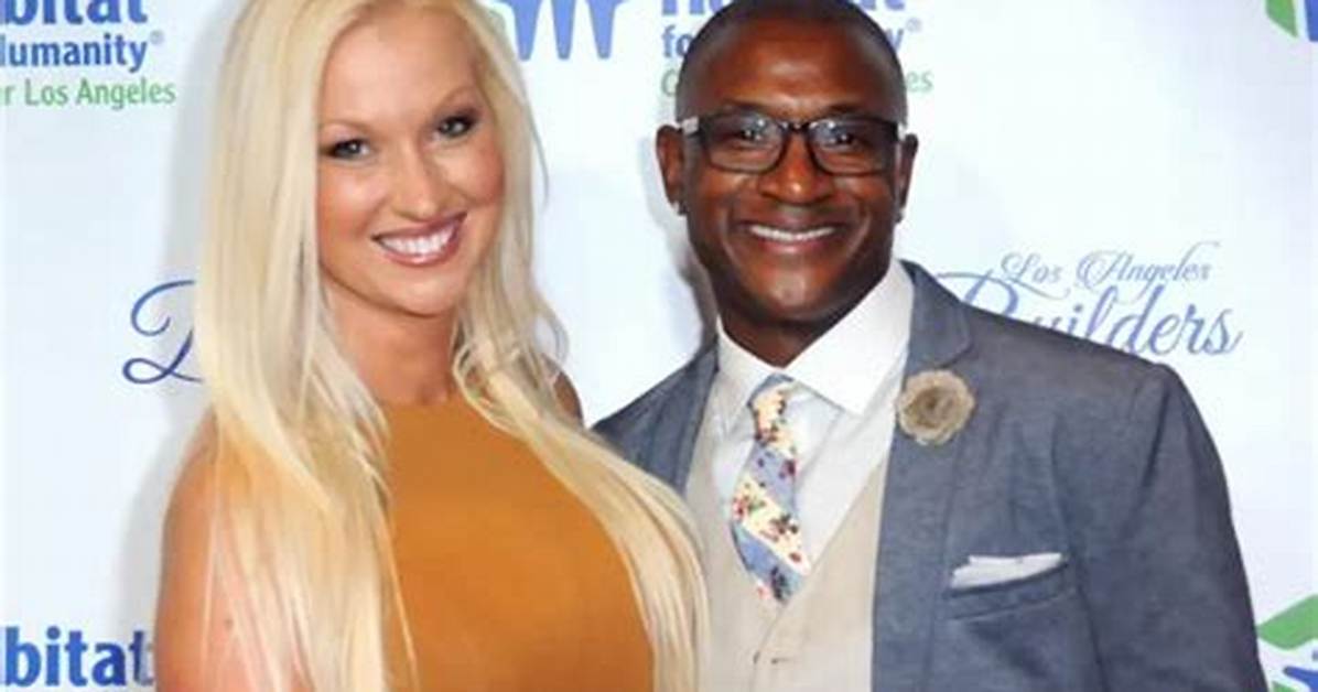 Everything We Know About Tommy Davidson Wife, Amanda Moore