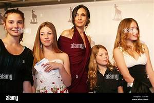 Famke Janssen Children: Does Famke Janssen Have Kids?