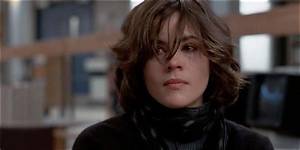 Fans Recognize Ally Sheedy as Airport Lady in Home Alone 2
