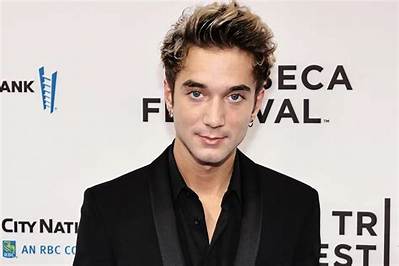 Fans Say Daniel Seavey Is Gay Did the Singer Really Come out of the Closet?