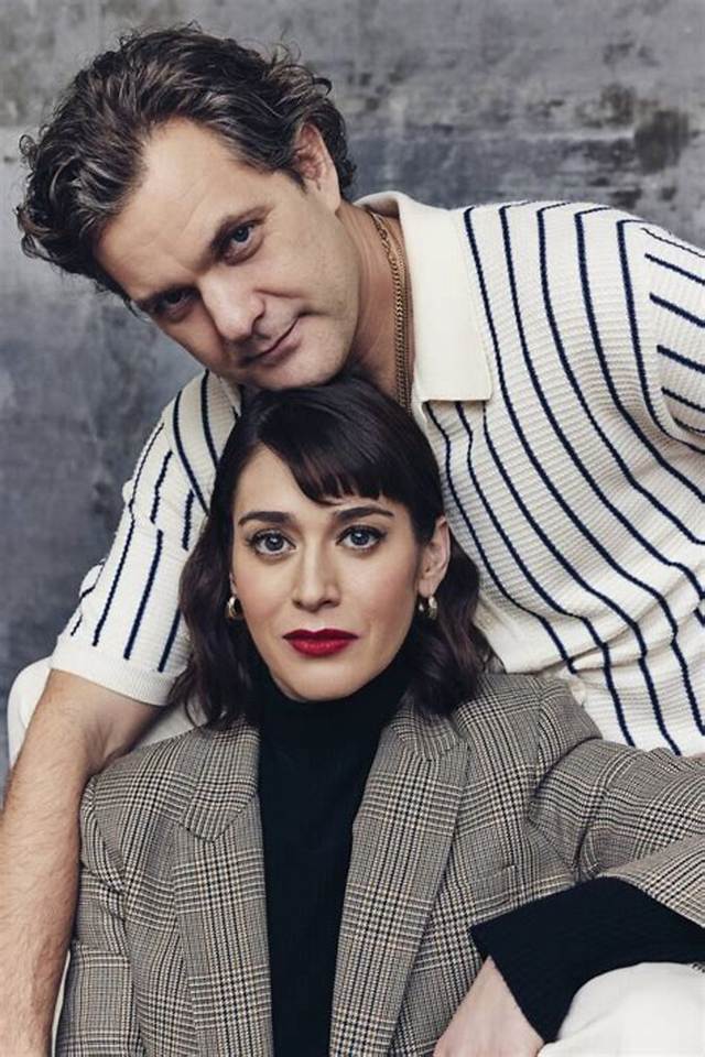 Fatal Attraction: Lizzy Caplan Parents Richard Caplan and Barbara Bragman