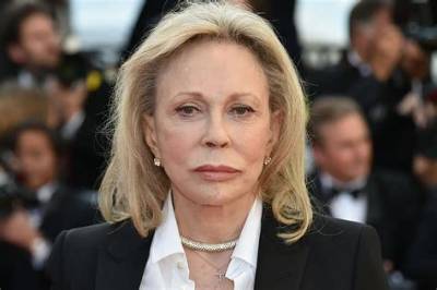 Faye Dunaway’s Net Worth, Age, Height, Weight, Husband, Kids, Bio-Wiki
