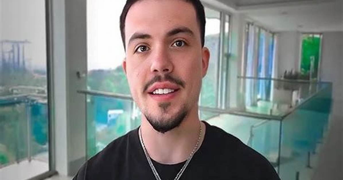 Faze Adapt Net Worth: How Rich Is the Call of Duty Youtuber & Streamer?