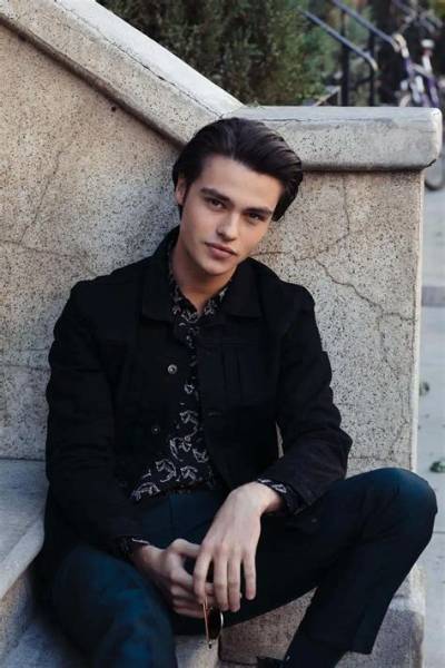 Felix Mallard Siblings and Parents Lived in Semaphore Australia